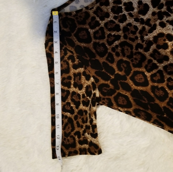 Adara Leopard Crop Top - Picture 7 of 7
